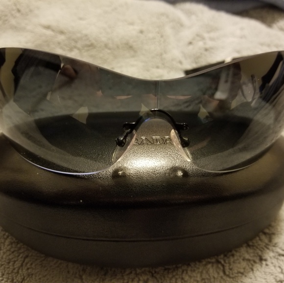 Prada sunglasses new main image 4